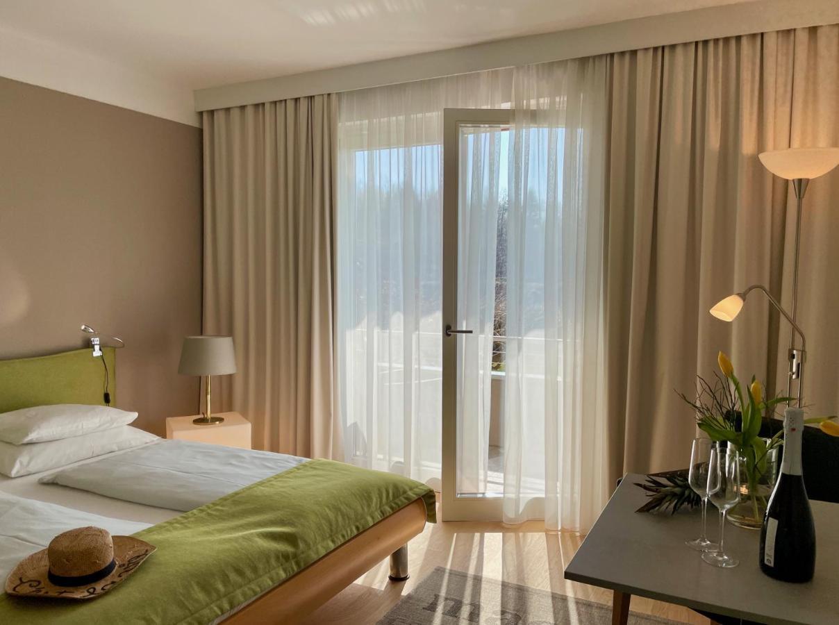 Appartements Gaestehaus Gallob Velden am Woerthersee Exterior photo